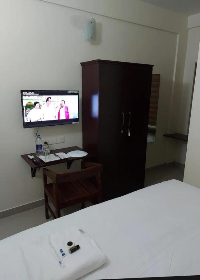 Masterkey Deluxe Rooms Kochi Exterior foto